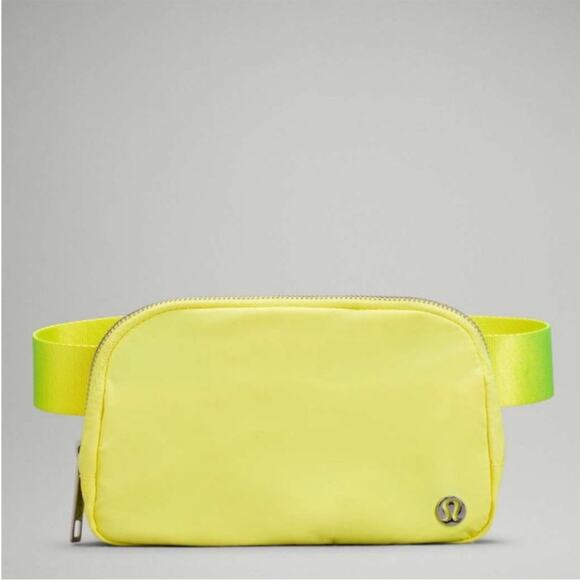 LULULEMON EVERYWHERE BELT BAG - ELECTRIC LEMON YELLOW OG - Picture 1 of 11